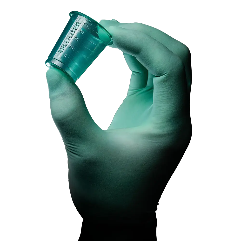 Vaso de medicina de PP, color verde, 30 ml, graduado: comprar vasos de polipropileno para la toma de medicamentos o para la dosificación de líquidos y la distribución de medicamentos como material de sala.